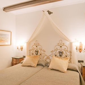 Habitación Doble Clásica